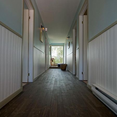 Le Goeland Hotell Tadoussac Exteriör bild